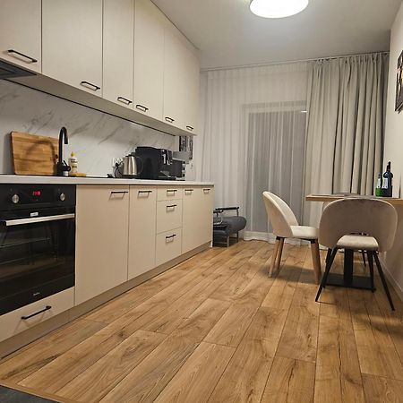 City Sense New Apartments - Main Station And City Center Wrocław Buitenkant foto