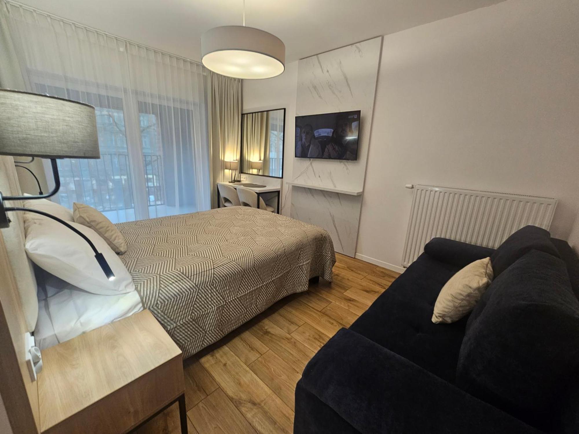 City Sense New Apartments - Main Station And City Center Wrocław Buitenkant foto