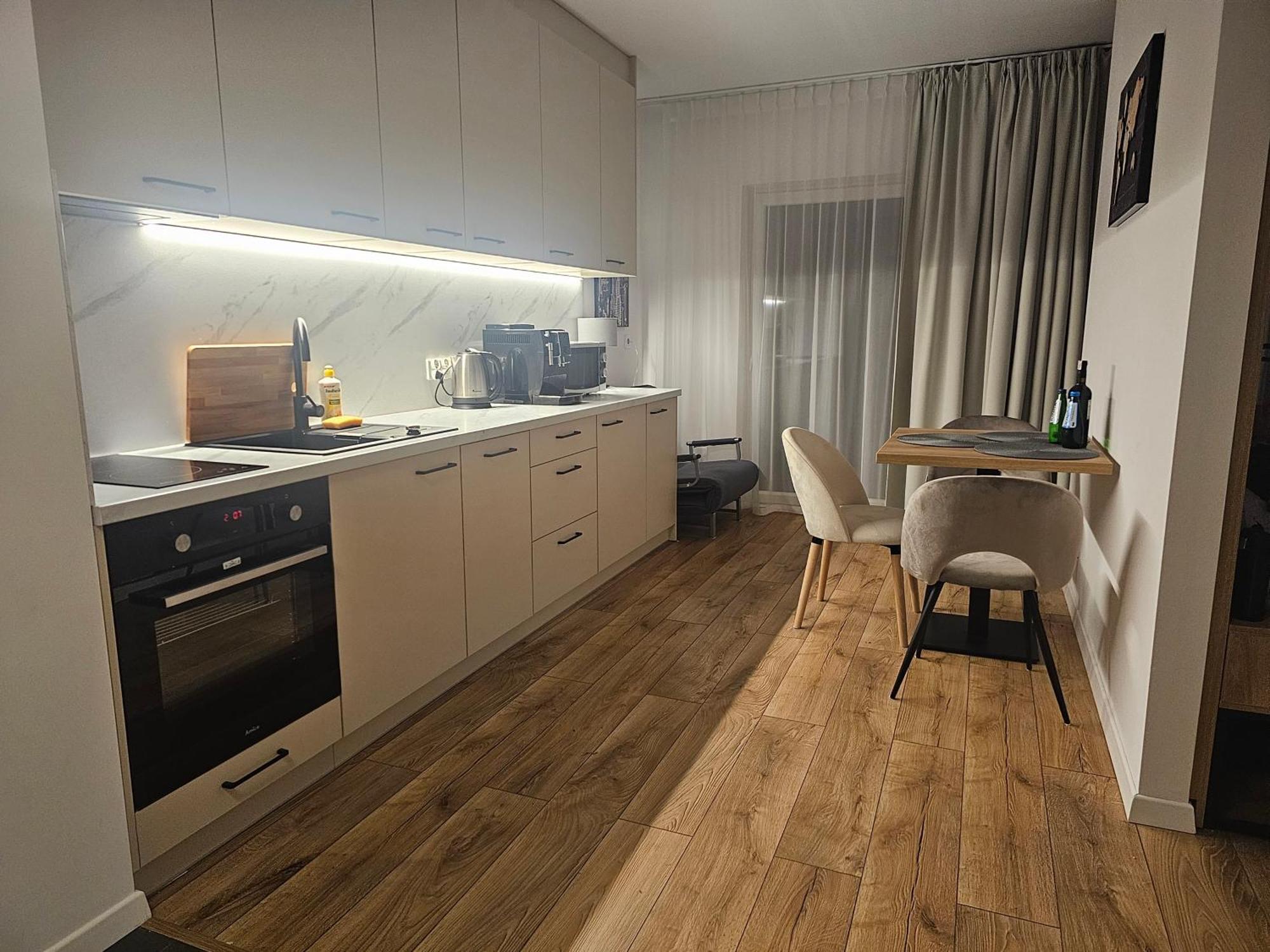City Sense New Apartments - Main Station And City Center Wrocław Buitenkant foto