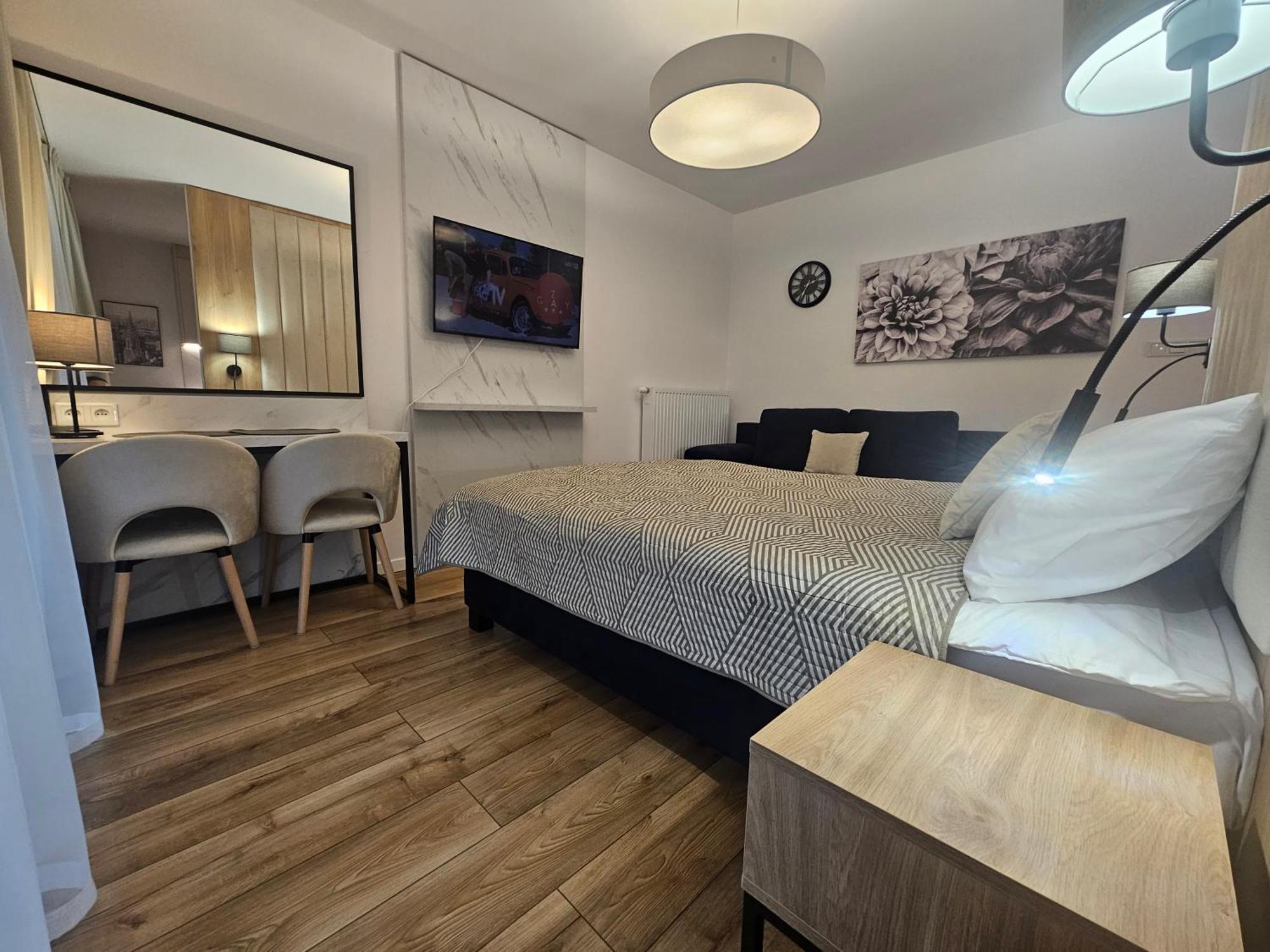City Sense New Apartments - Main Station And City Center Wrocław Buitenkant foto