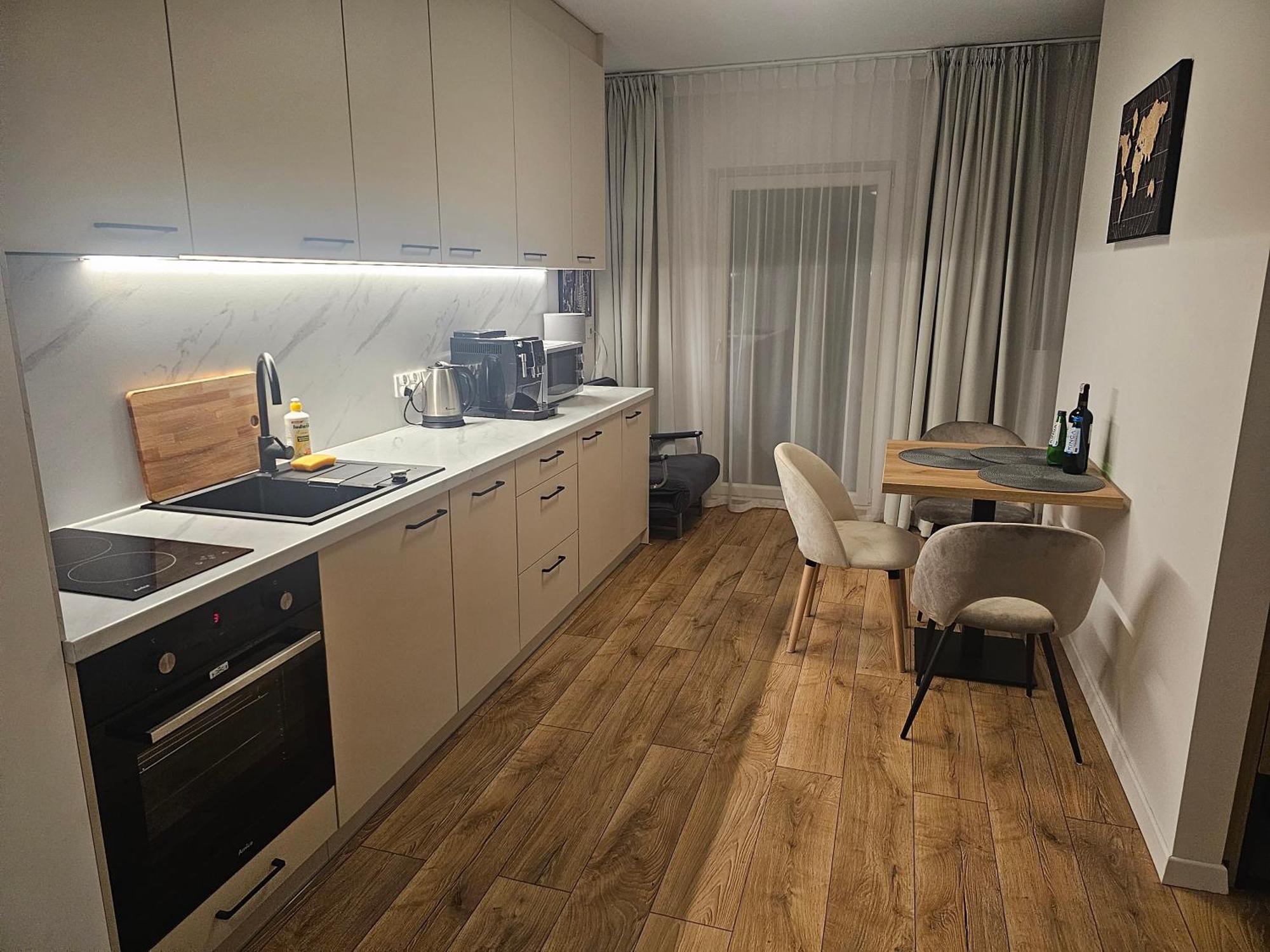 City Sense New Apartments - Main Station And City Center Wrocław Buitenkant foto
