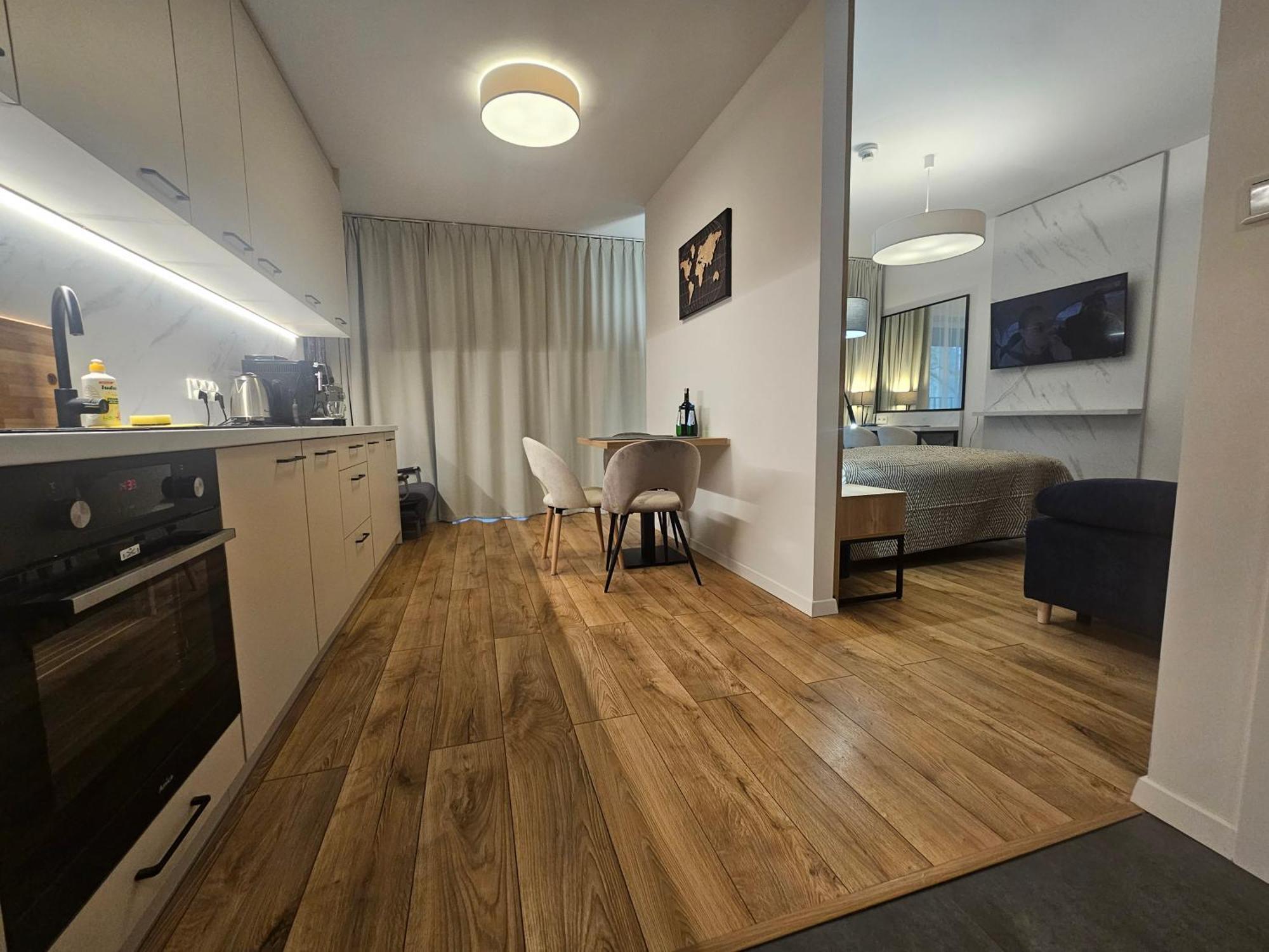 City Sense New Apartments - Main Station And City Center Wrocław Buitenkant foto