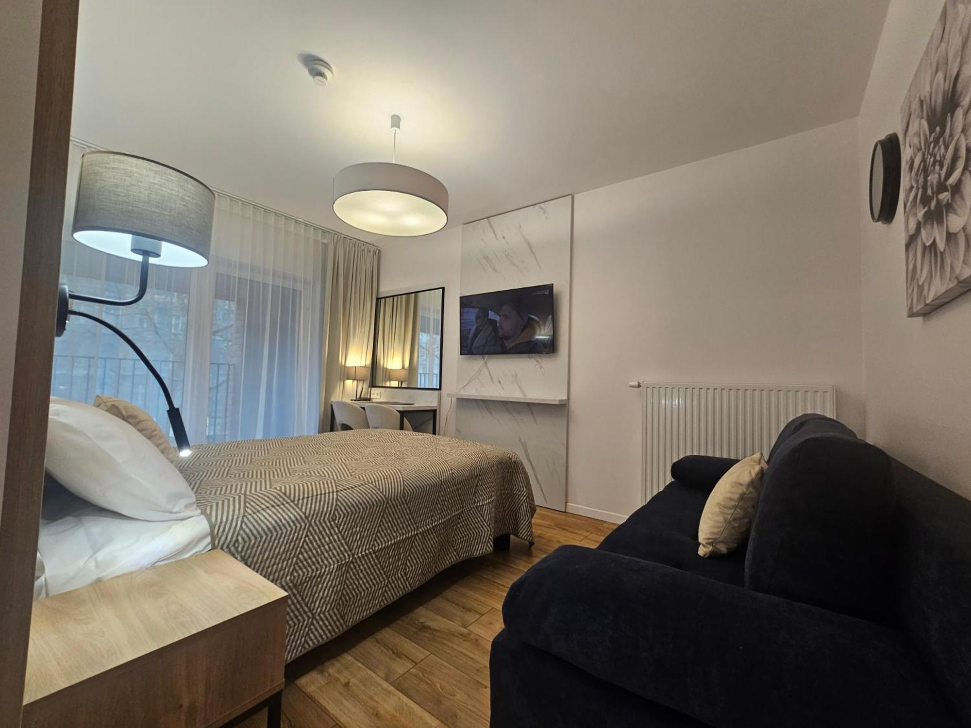City Sense New Apartments - Main Station And City Center Wrocław Buitenkant foto