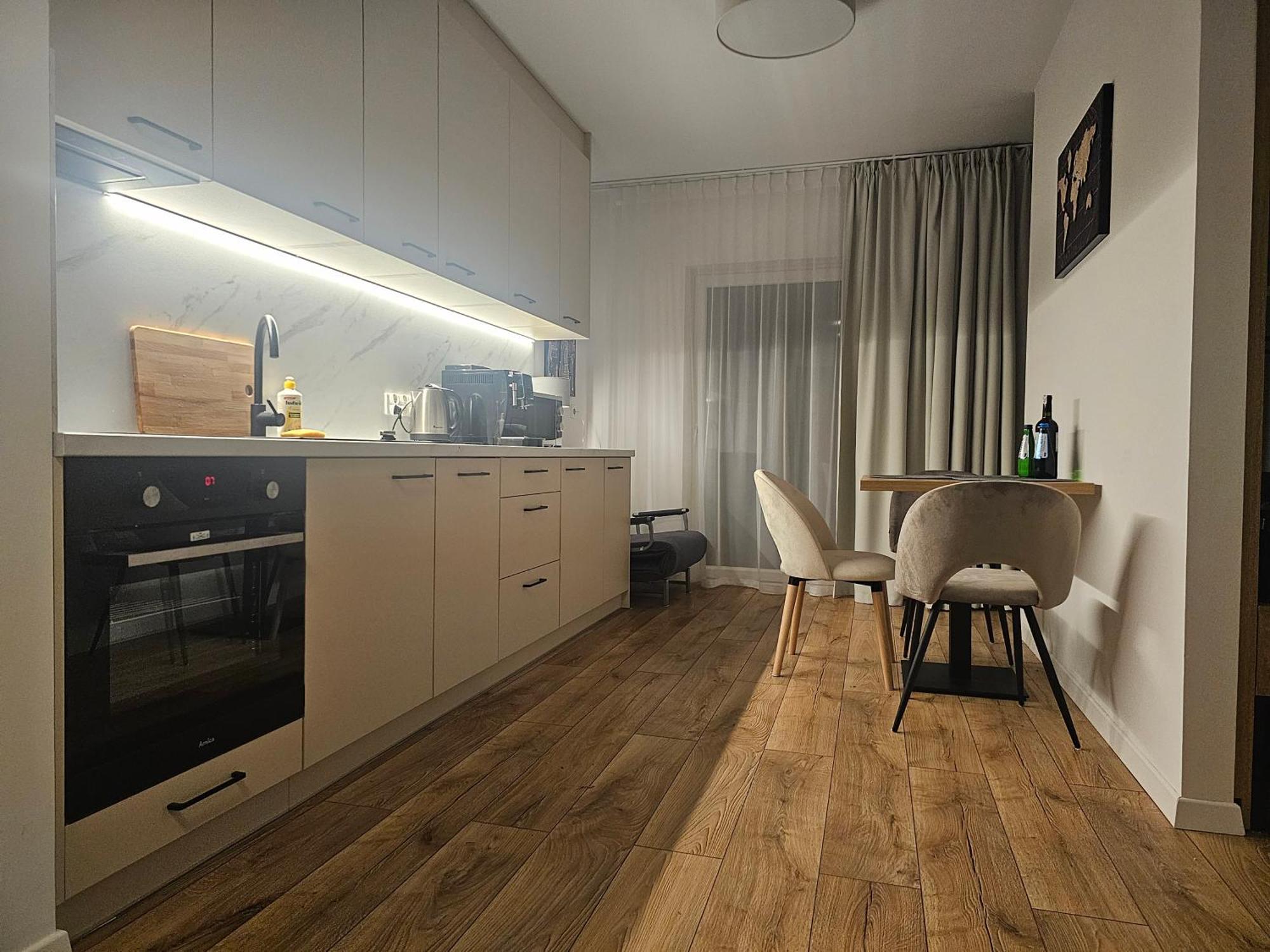 City Sense New Apartments - Main Station And City Center Wrocław Buitenkant foto