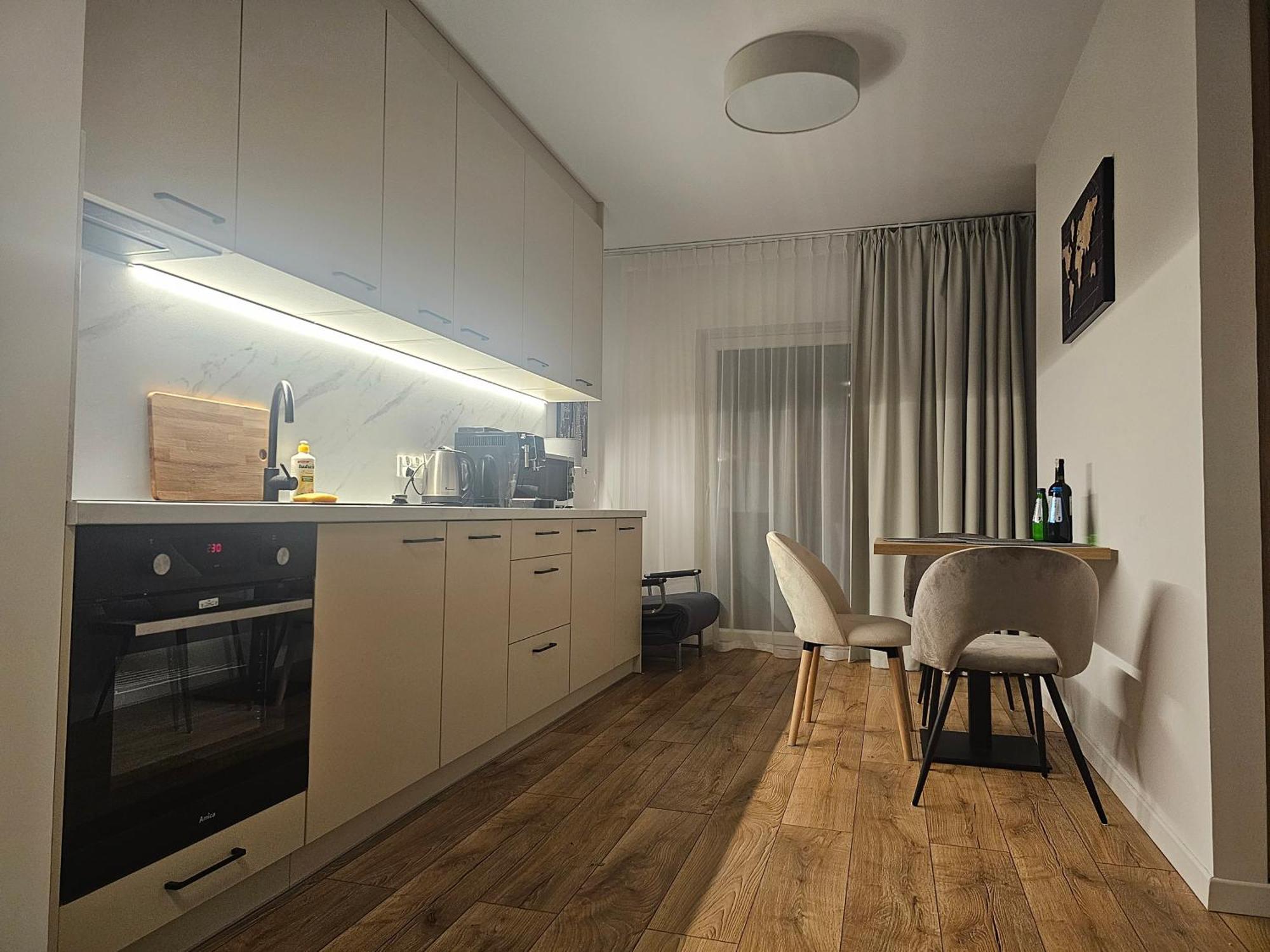 City Sense New Apartments - Main Station And City Center Wrocław Buitenkant foto