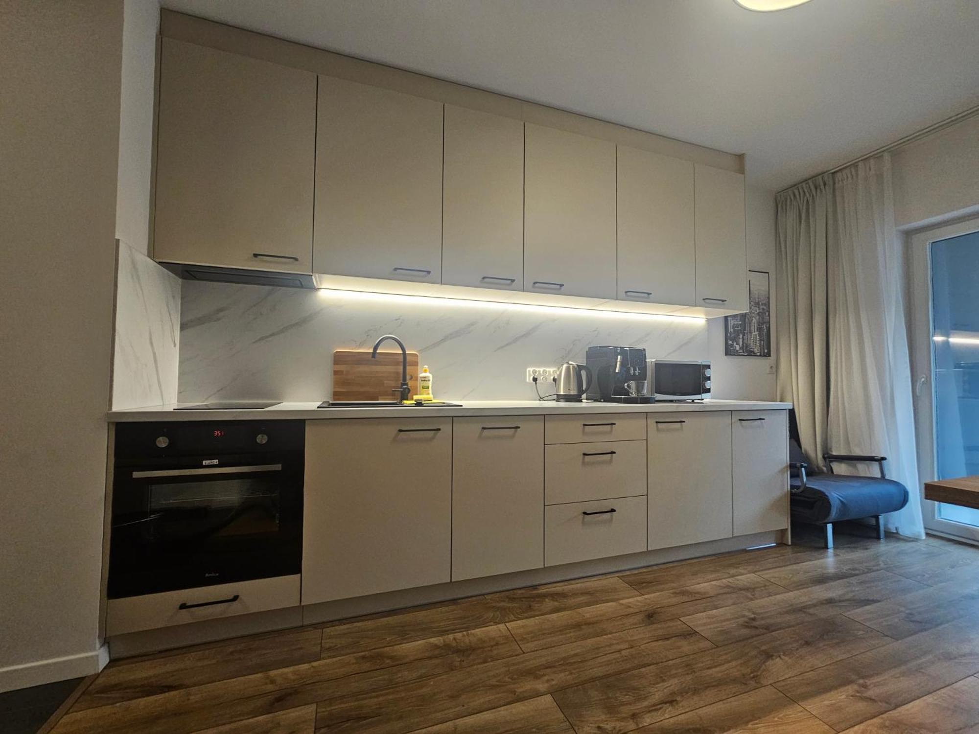 City Sense New Apartments - Main Station And City Center Wrocław Buitenkant foto