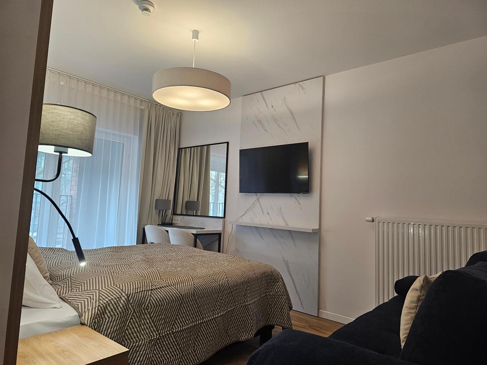 City Sense New Apartments - Main Station And City Center Wrocław Buitenkant foto