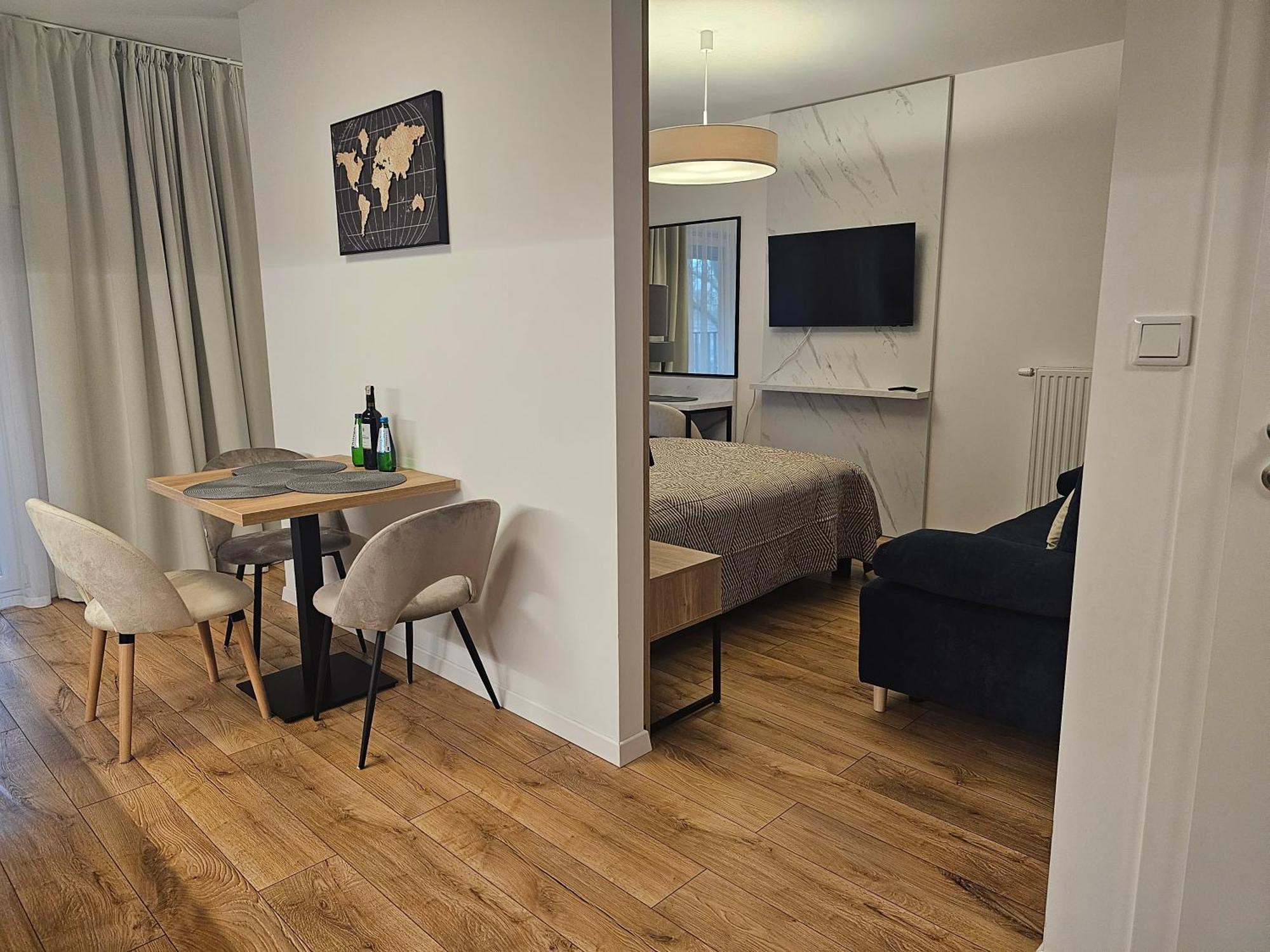 City Sense New Apartments - Main Station And City Center Wrocław Buitenkant foto